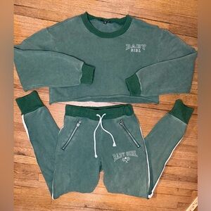 Poster Girl Sweat Set